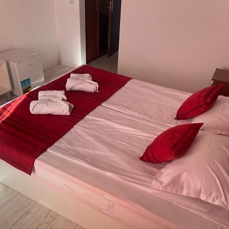 Ribarska Sreshta Family Hotel تساريفو المظهر الخارجي الصورة