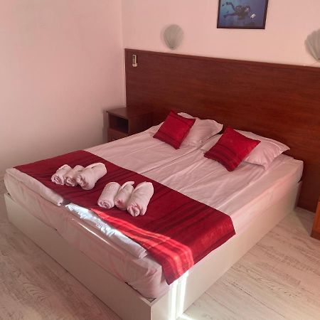 Ribarska Sreshta Family Hotel تساريفو المظهر الخارجي الصورة