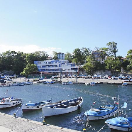 Ribarska Sreshta Family Hotel تساريفو المظهر الخارجي الصورة