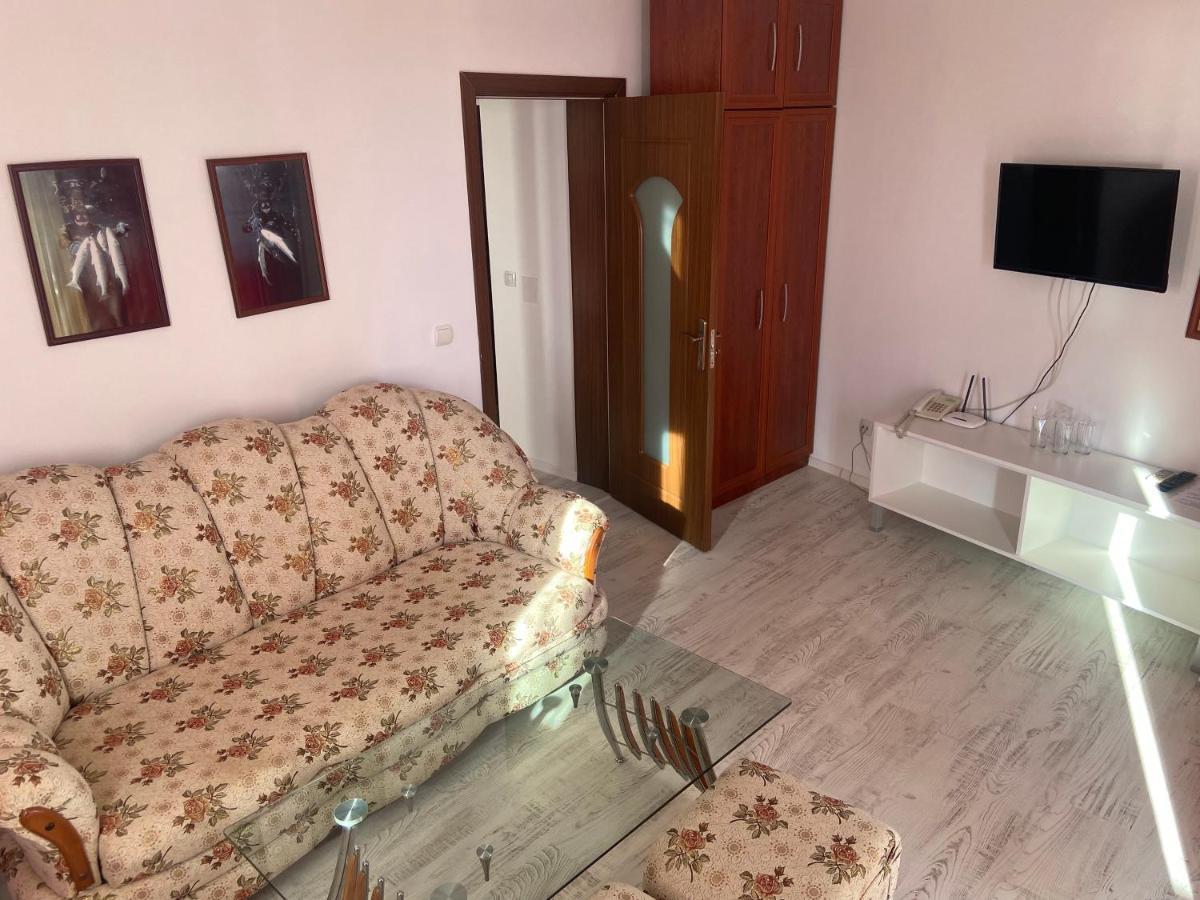 Ribarska Sreshta Family Hotel تساريفو المظهر الخارجي الصورة