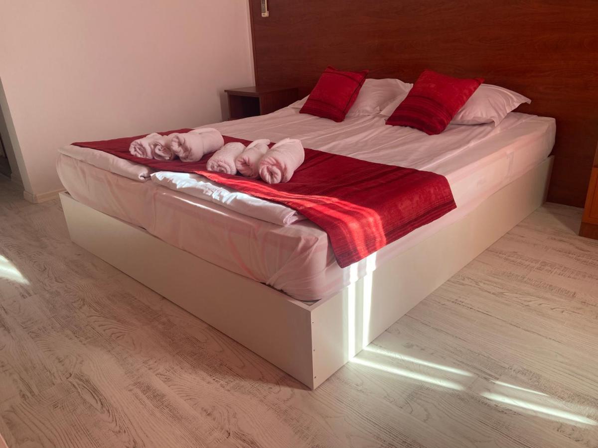 Ribarska Sreshta Family Hotel تساريفو المظهر الخارجي الصورة