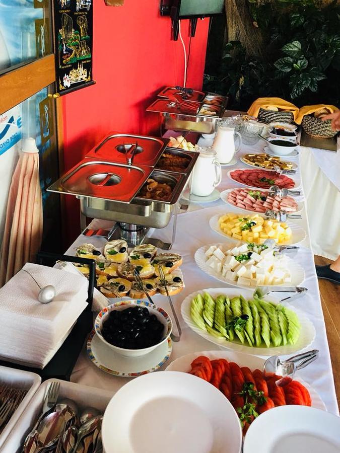 Ribarska Sreshta Family Hotel تساريفو المظهر الخارجي الصورة